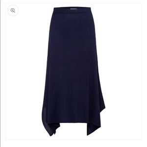 Alquema long black crinkle skirt with slits. Elastic waist. Alquema Lula Skirt